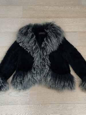 FUR COAT