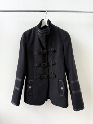 DETAILED BLAZER